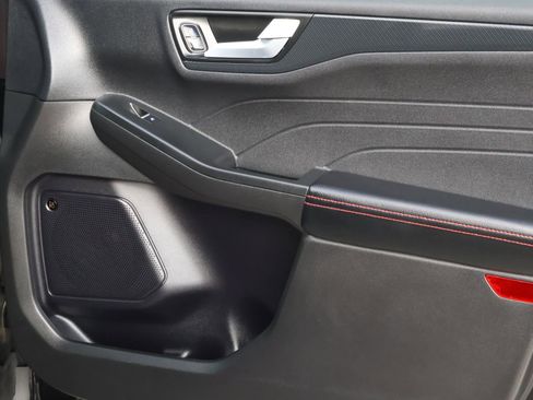 Used 2023 Ford Escape ST-Line Elite w/ Premium Technology Package image 18