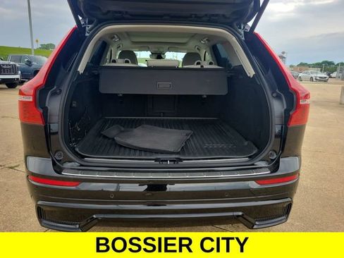Used 2023 Volvo XC60 B5 Ultimate w/ Protection Package Premier FWD image 27