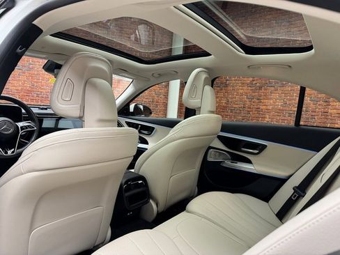 Certified 2024 Mercedes-Benz E 450 4MATIC Sedan image 24