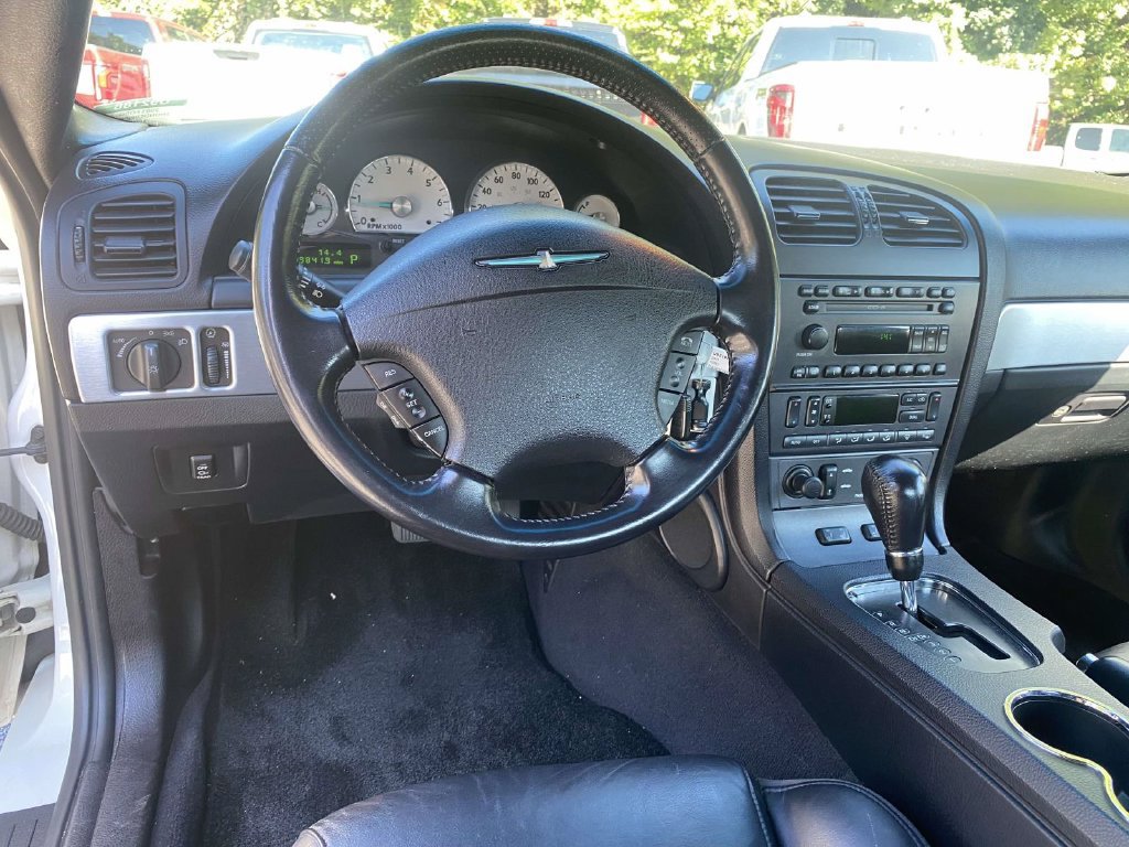 Used 2003 Ford Thunderbird RWD image 11