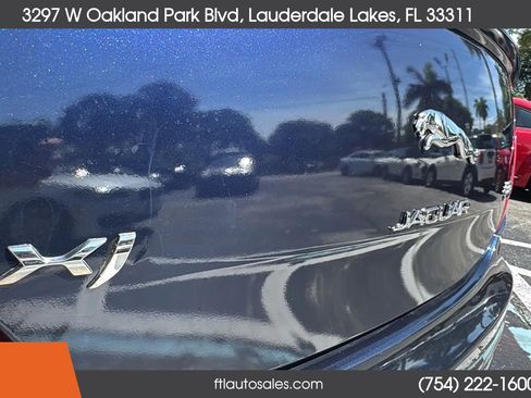 Used 2016 Jaguar XJ AWD/4WD image 14