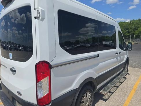 Used 2020 Ford Transit 150 XL RWD image 5