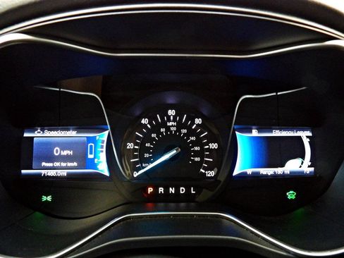 Used 2018 Ford Fusion S FWD image 18