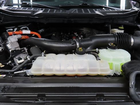 Used 2024 Ford F150 Lariat image 32