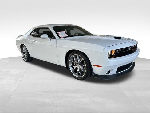 Used 2022 Dodge Challenger GT image 2