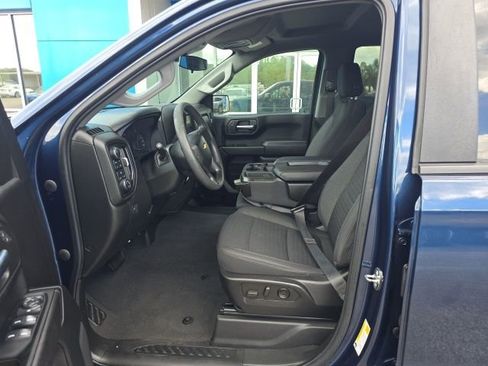 Used 2022 Chevrolet Silverado 1500 Custom image 9