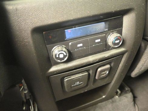 Used 2023 Chevrolet Traverse RS image 12