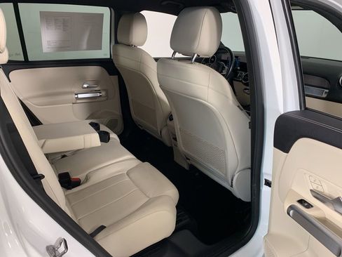 Used 2020 Mercedes-Benz GLB 250 image 36