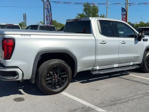 Used 2019 GMC Sierra 1500 Elevation w/ Elevation Value Package AWD/4WD image 7