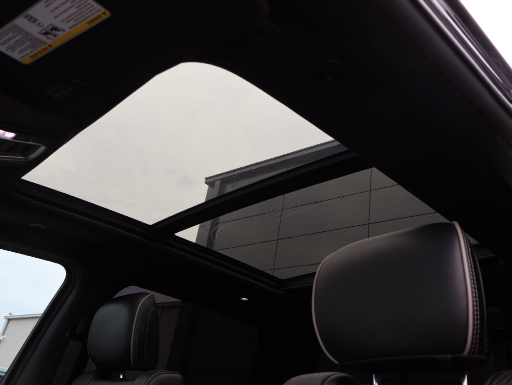 Used 2020 RAM 1500 Limited w/ Black Appearance Package RWD image 24