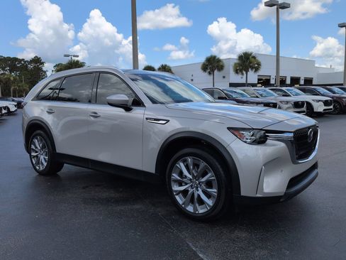 Used 2026 MAZDA CX-90 3.3 Turbo w/ Preferred Package AWD/4WD image 2