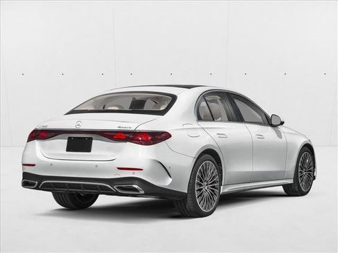 New 2026 Mercedes-Benz E 350 4MATIC Sedan image 2