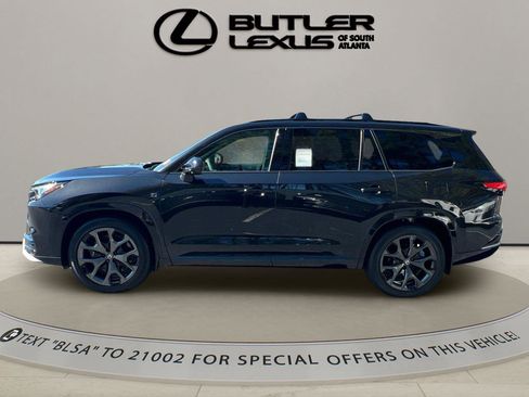 New 2026 Lexus TX 500h AWD image 8