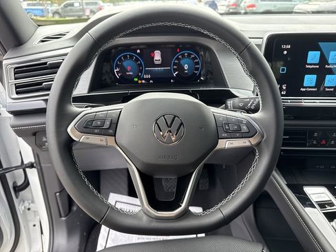 New 2026 Volkswagen Atlas Cross Sport SE image 33