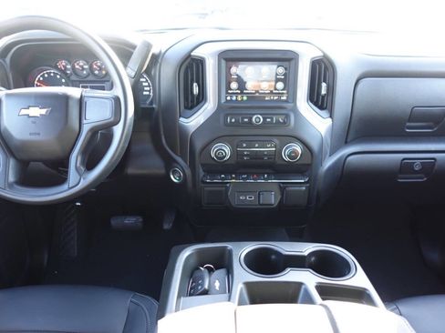 Used 2023 Chevrolet Silverado 1500 Custom image 40