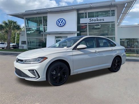 New 2026 Volkswagen Jetta SE image 8