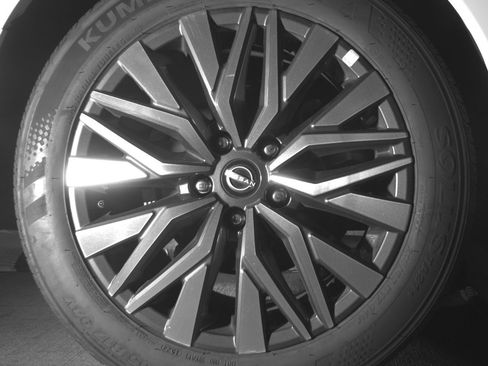 Used 2025 Nissan Altima 2.5 SV image 15