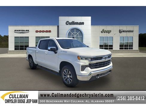 Used 2022 Chevrolet Silverado 1500 LT image 1