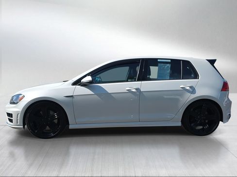 Used 2016 Volkswagen Golf 4-Door AWD/4WD image 6