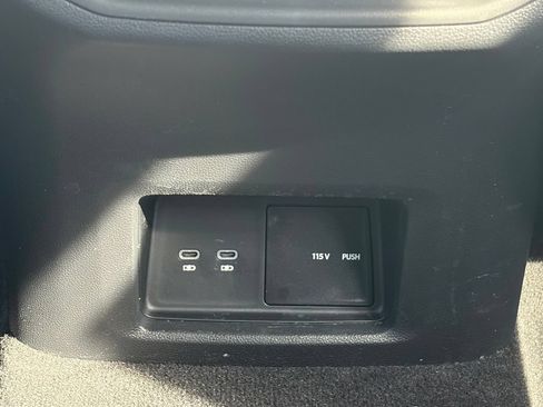 Used 2024 Volkswagen Atlas SE FWD image 75