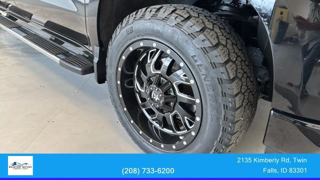Used 2022 Chevrolet Silverado 1500 Custom AWD/4WD image 9