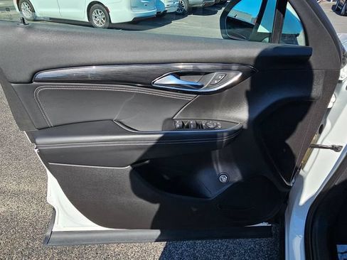 Used 2022 Buick Envision Preferred AWD/4WD image 13