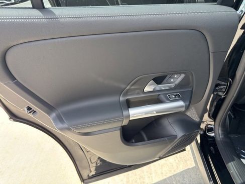 New 2025 Mercedes-Benz GLA 250 image 34
