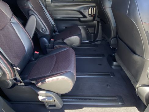 Used 2025 Toyota Sienna XSE w/ XSE Premium Package AWD/4WD image 12
