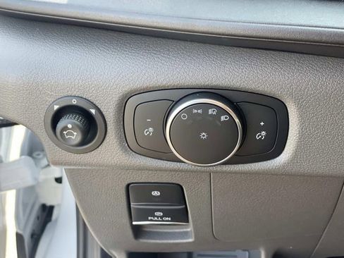 New 2026 Ford Transit 250 148 Medium Roof image 12