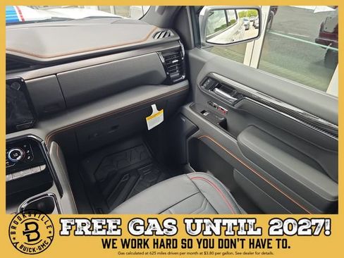 New 2026 GMC Sierra 1500 AT4 w/ Technology Package AWD/4WD image 15