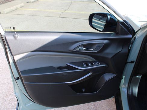 Used 2025 Chevrolet Trax ACTIV w/ Driver Confidence Package image 19