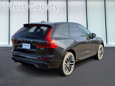 New 2026 Volvo XC60 B5 Ultra w/ Protection Package Premier image 3