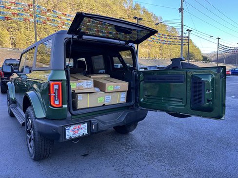 New 2025 Ford Bronco Outer Banks image 22