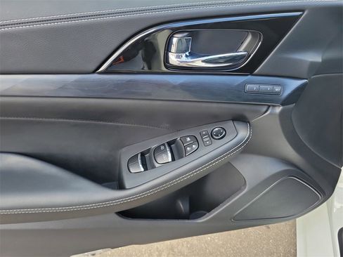 Used 2022 Nissan Maxima Platinum w/ Sport Mat Group image 13