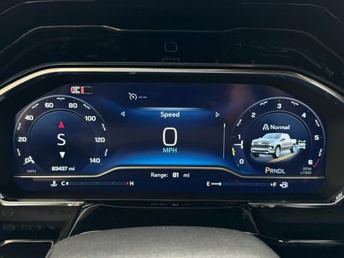 Used 2024 Chevrolet Silverado 1500 LT image 22