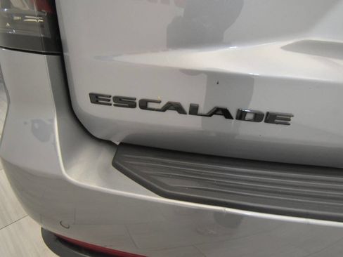 Used 2023 Cadillac Escalade Sport Platinum w/ LPO, ONYX Package AWD/4WD image 56