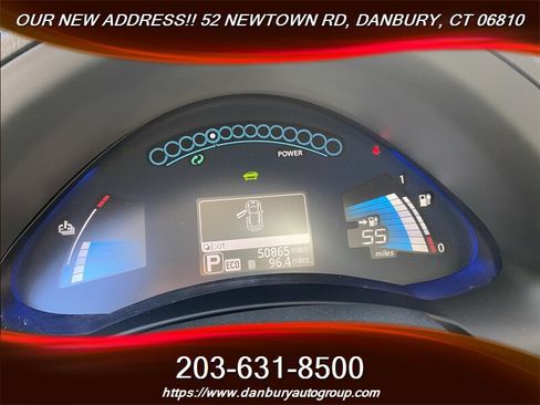 Used 2017 Nissan Leaf SV w/ Premium Package FWD image 17