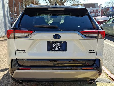 Used 2022 Toyota RAV4 XSE w/ XSE Grade Weather Package AWD/4WD image 5