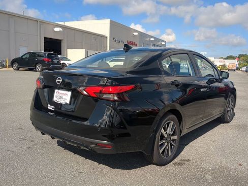 New 2025 Nissan Versa SV w/ Trunk Package image 4