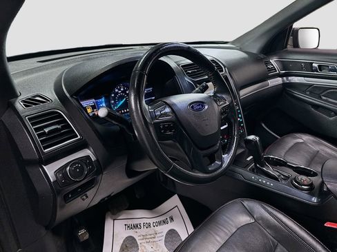 Used 2016 Ford Explorer Sport image 9