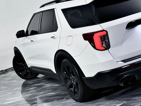 Used 2020 Ford Explorer ST w/ ST Street Pack AWD/4WD image 13
