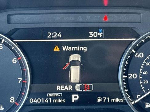 Used 2024 Mitsubishi Outlander SE image 17