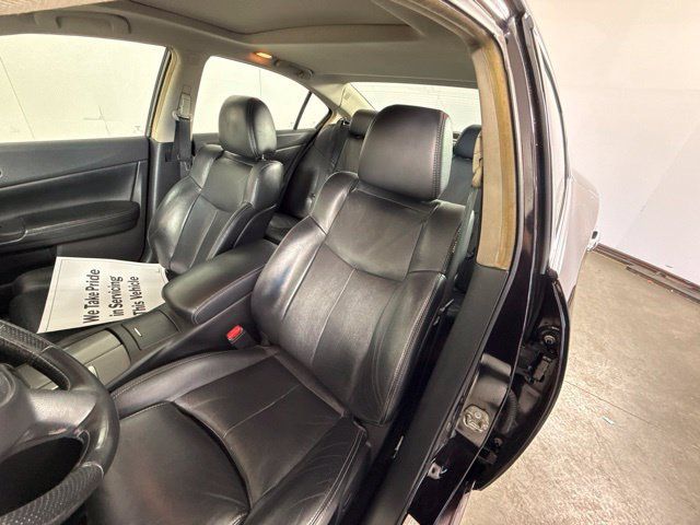 Used 2014 Nissan Maxima FWD image 17
