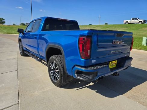 Used 2022 GMC Sierra 1500 AT4 AWD/4WD image 9