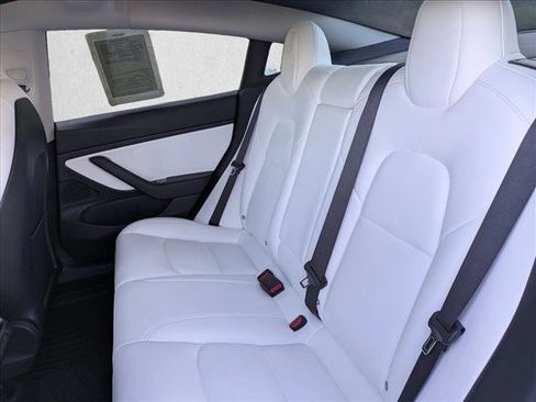 Used 2018 Tesla Model 3 Mid Range image 19