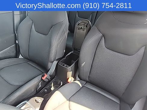 Used 2021 Jeep Renegade Sport AWD/4WD image 20