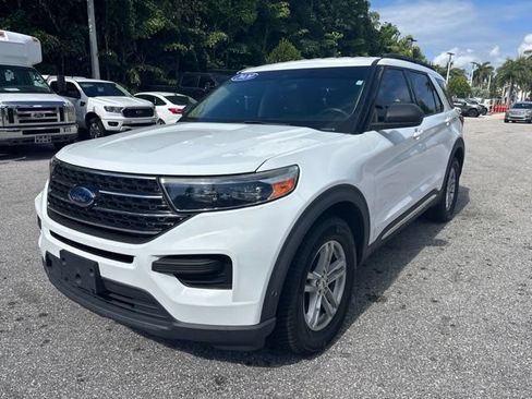Used 2020 Ford Explorer XLT RWD image 5