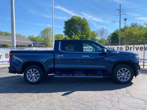 Used 2021 Chevrolet Silverado 1500 High Country w/ Max Trailering Package AWD/4WD image 2