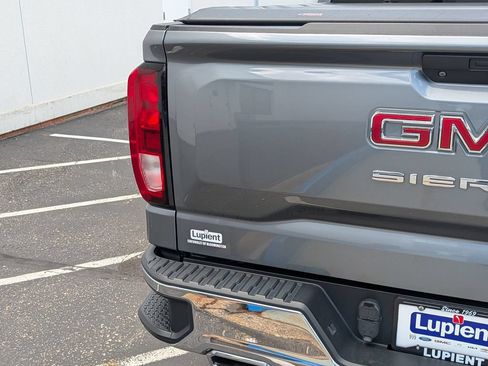 Used 2020 GMC Sierra 1500 SLE w/ X31 Off-Road Package AWD/4WD image 6
