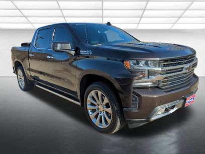 Used 2019 Chevrolet Silverado 1500 High Country w/ Technology Package